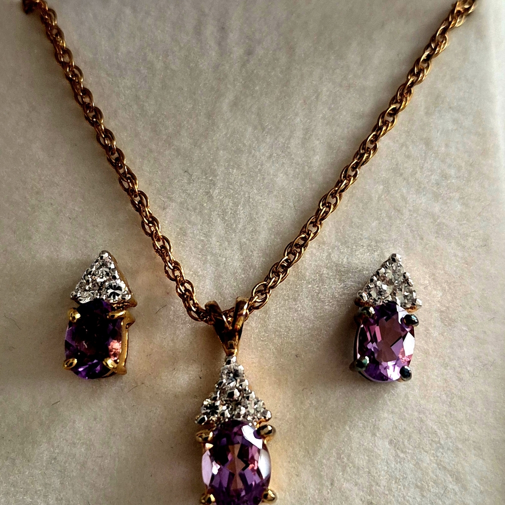 Purple and Gold Necklace Set